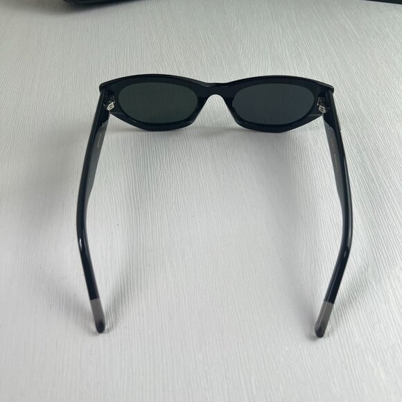 GENTLE MONSTER Black Sunglasses - Picture 7 of 9